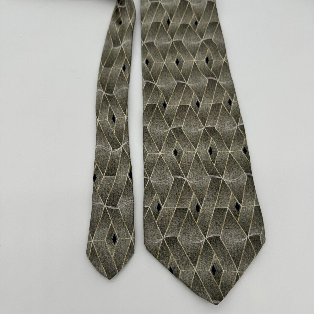Pebbles Executive Collection Diamond Geometric Men's Silk Neck Tie